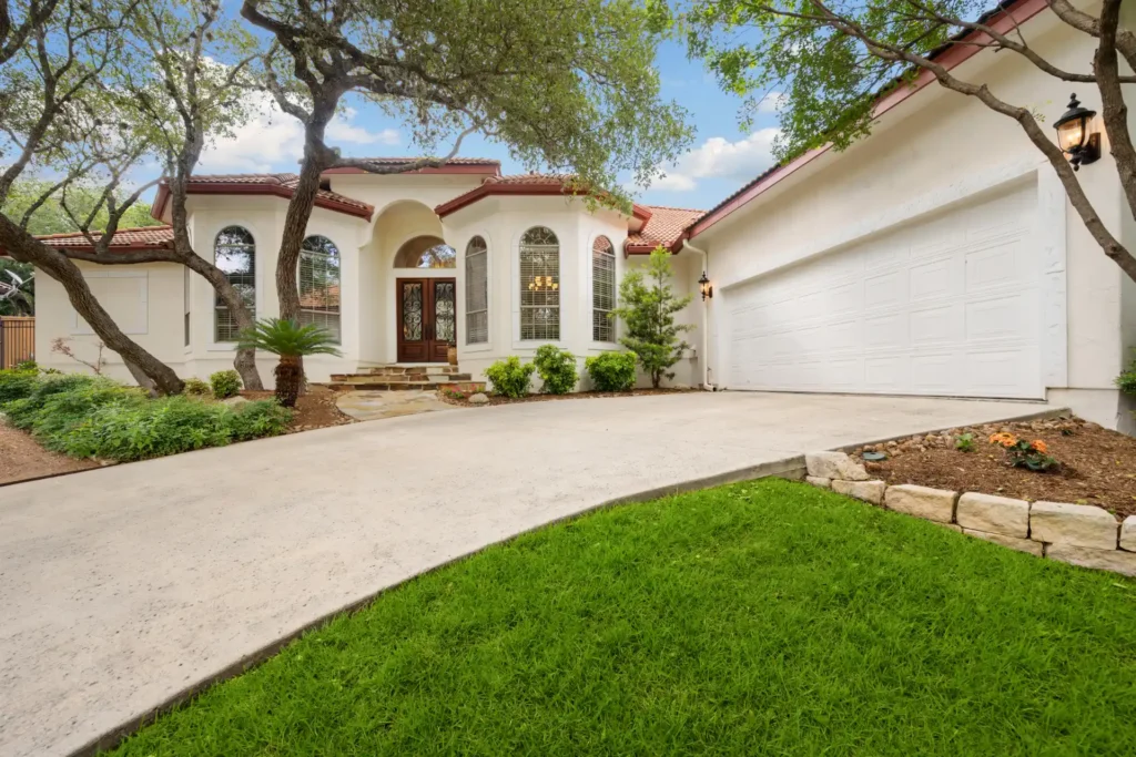 riverview Florida real estate community, family homes and investment properties